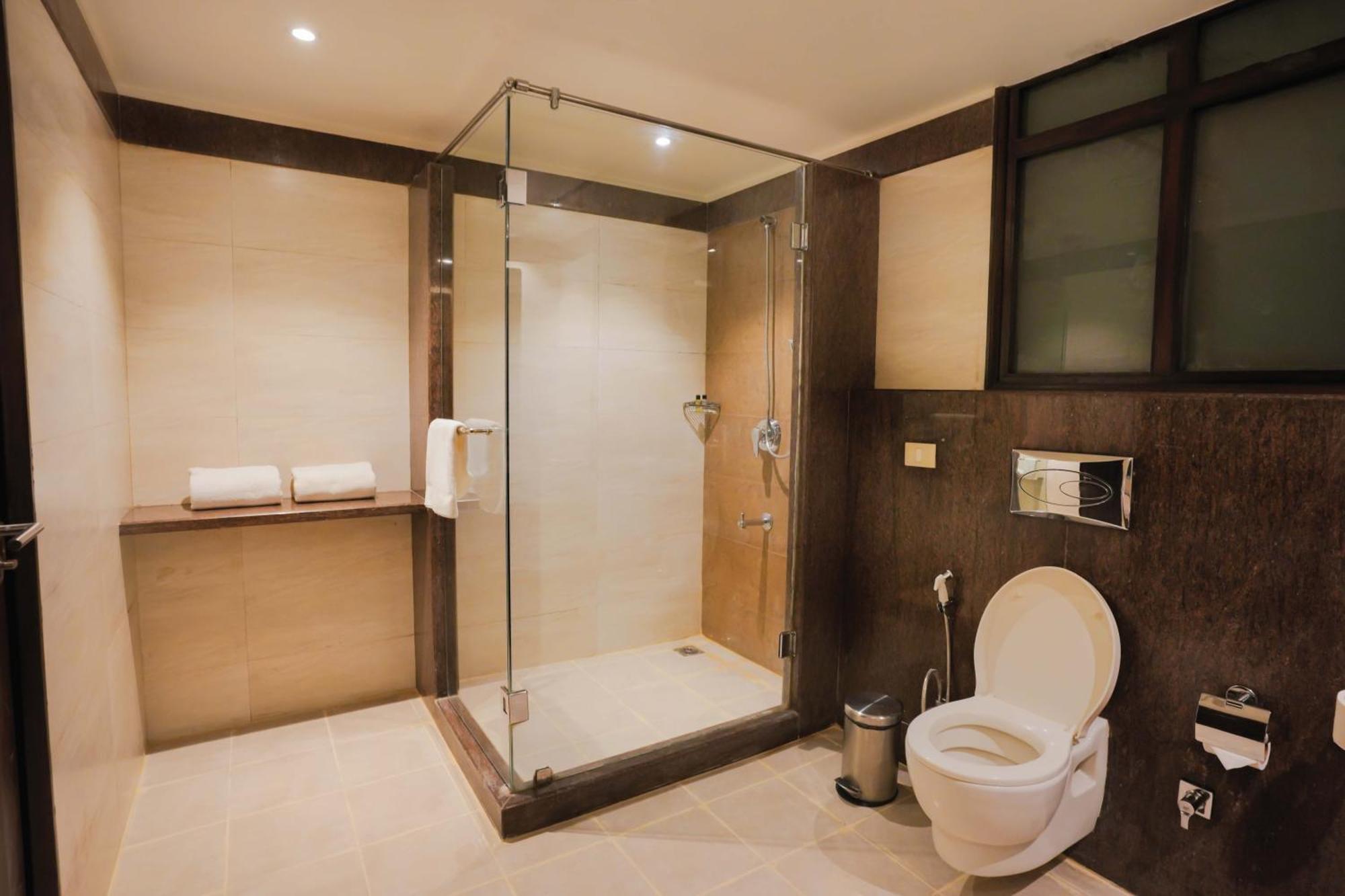 Leisure Inn Grand Chanakya Jaipur Eksteriør bilde