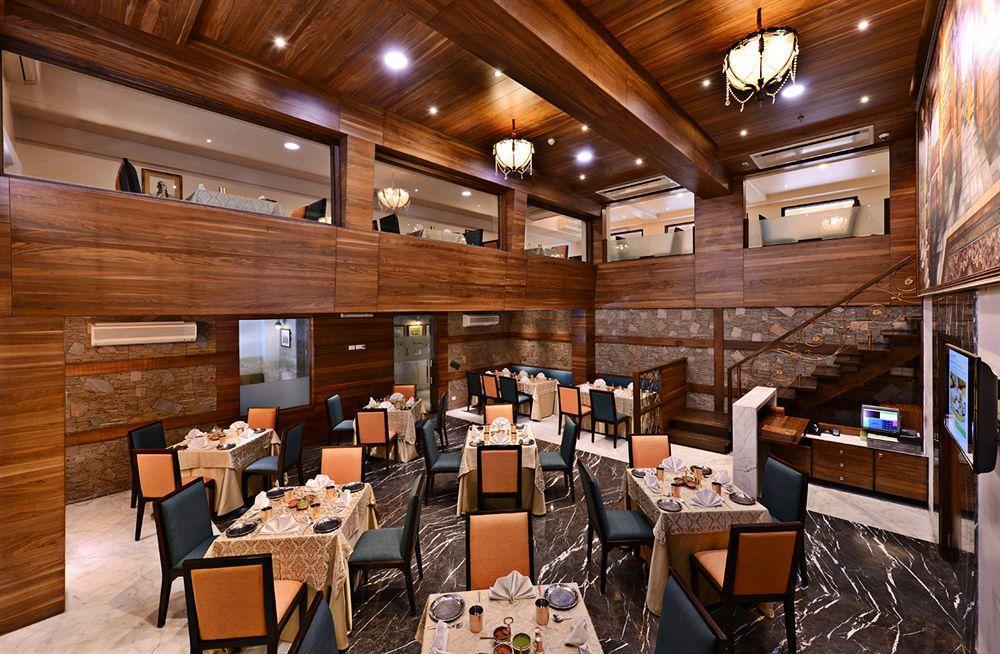 Leisure Inn Grand Chanakya Jaipur Eksteriør bilde