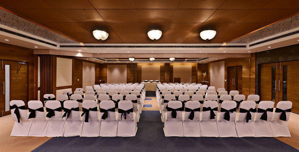 Leisure Inn Grand Chanakya Jaipur Eksteriør bilde