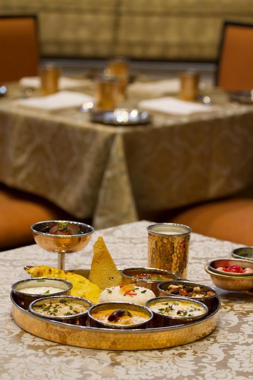 Leisure Inn Grand Chanakya Jaipur Eksteriør bilde